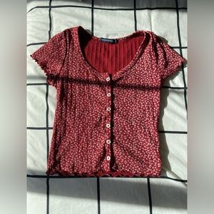 brandy melville red tee with white flowers